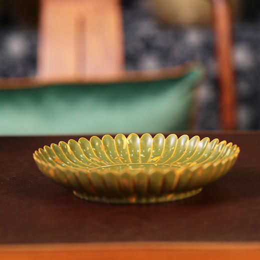 倚云煮泉洒金茶末菊瓣壶承 商品图1