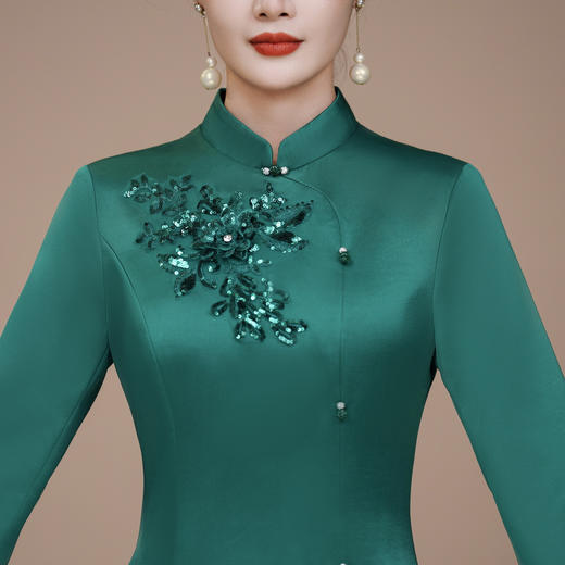 HYX-25-265新款女高级感喜婆婆旗袍婚礼国潮婚宴装结婚喜服气质 商品图3