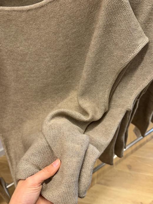 独家高货​🔥出口法国订单【法式老钱风上衣】3种穿法!插肩袖遮肉显瘦❗立体剪裁不对称！斜肩一字两穿针织小衫 · 麻本色 商品图11