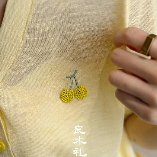 【预售7天】良木礼樱桃开衫（8300） 商品图4