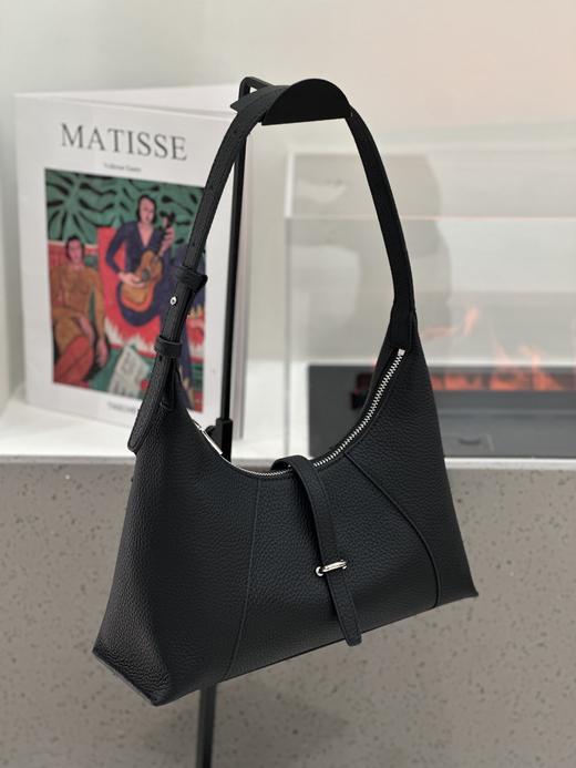 【预售3天】2025新款饺子包法式单肩包新月手提包枕头包NG-10876 商品图3