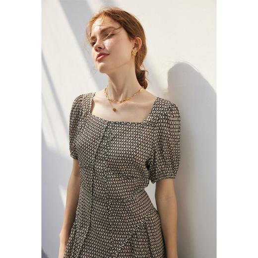 短袖真丝连衣裙女2025春夏新款年轻款印花方领100%桑蚕丝裙子 商品图0