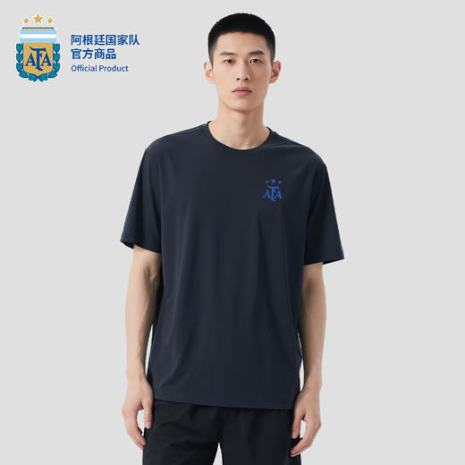 【官方正版】阿根廷国家队 | 夏季深蓝短袖透气散热T恤运动休闲 商品图1