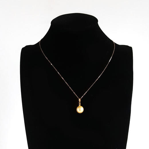 【天然正品】AU750黄金镶天然约12.1MM香槟金色海水珍珠吊坠项链12.1*12.1*25.8MM（皆取最大值）女士现售价：2780！020425AH36 商品图6