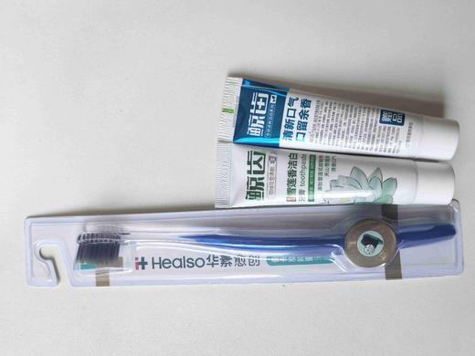 鲸齿牙膏30g×2效期27年9月+华素愈创牙刷1支 商品图0