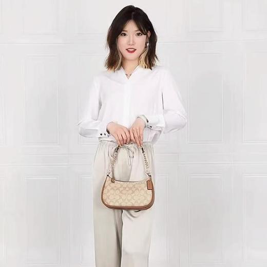 【香港直邮】COACH/蔻驰Teri月牙包 单肩斜挎手提腋下包小号 商品图3