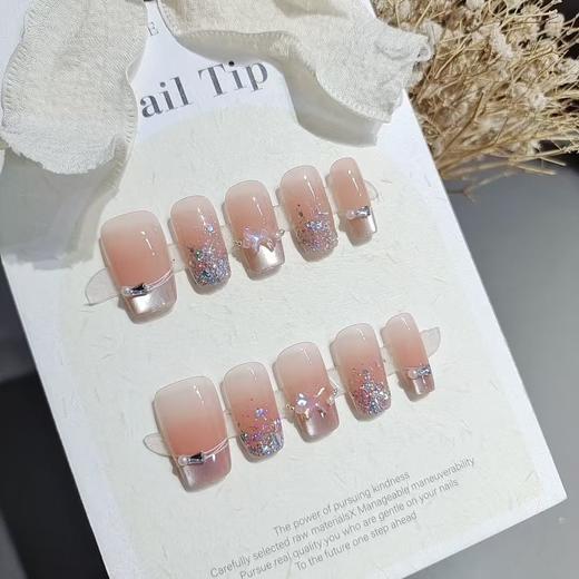 【法式闪粉】穿戴甲10片S187织梦蝴蝶短梯气质显白法式闪粉腮红甲手工假指甲片。ry 商品图2