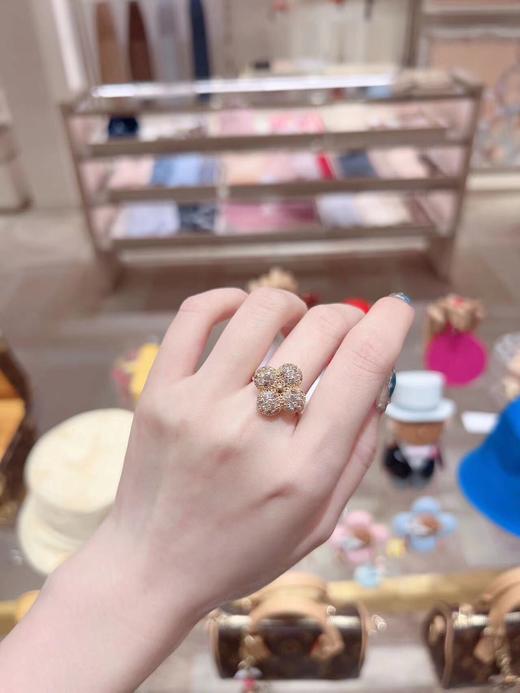 驴家 渐变粉钻四叶草戒指（XJ） 商品图10