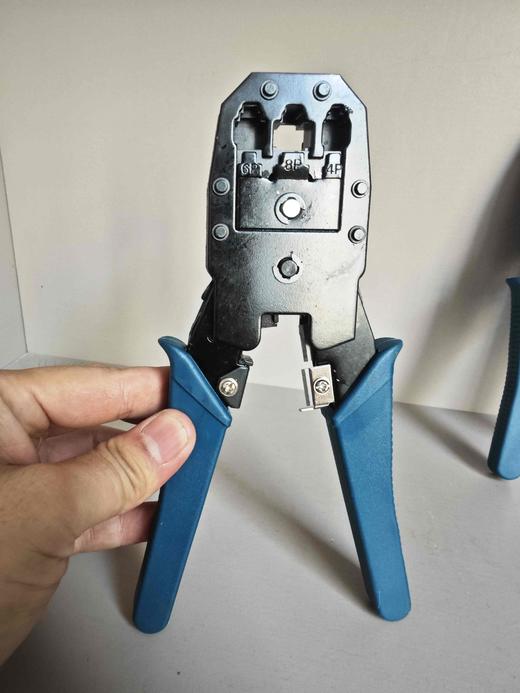 【货号00284】多功能网线钳子电话线钳子水晶头钳子压线钳三用网线钳子剥线钳 商品图1