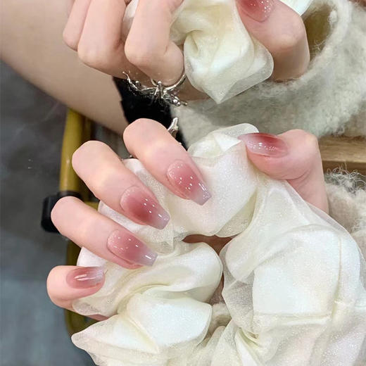 【既显白又纯欲】穿戴甲灰蓝腮红中长梯腮红晕染渐变显白纯欲风简约假指甲片美。ry 商品图3