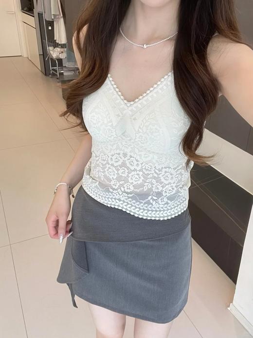 真的被惊艳到了！美哭😭【法式氛围感重工蕾丝吊带&背心】自带Bra 颜值在线！质感在线！ 不管是单穿！还是内搭穿！ 显得人立马有气质了！秒变财阀千金！ 商品图3