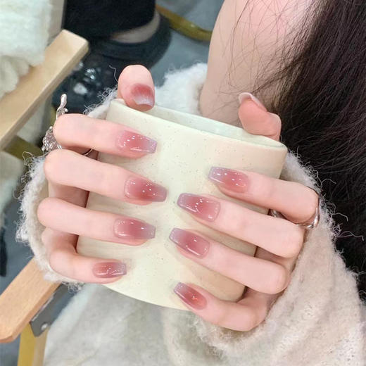 【既显白又纯欲】穿戴甲灰蓝腮红中长梯腮红晕染渐变显白纯欲风简约假指甲片美。ry 商品图0