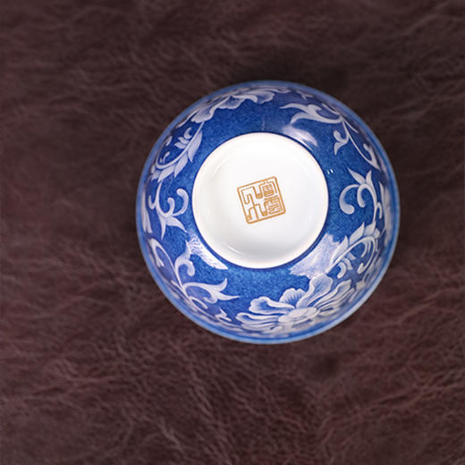 初蓝舍缠枝牡丹缸杯 商品图4