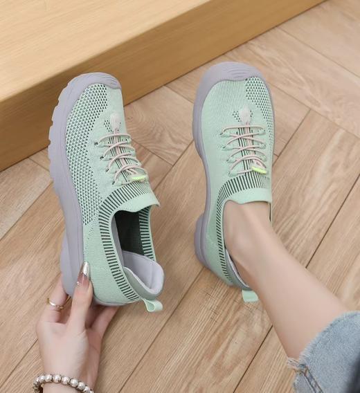 泉州女鞋 高弹飞织鞋 网面透气 舒适宽脚头 商品图2
