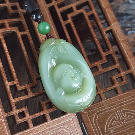 【天然正品】天然佛公造型和田玉猫眼碧玉（平安、吉祥）吊坠项链45.1*30.9*15.7MM（皆取最大值）中性款现售价：1880！220325AH24 商品图8