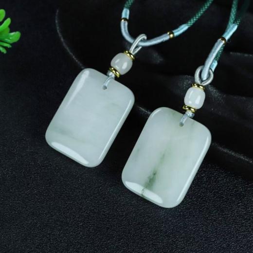 👏浅青缥碧｜属于这个夏天的新中式项链【慕系MUXI 天山翠山水无事牌】🌸翡里翡气天山翠 🔺无无、事事、无谓事之好事 🔺很实厚的料子，远如山黛青烟袅袅 商品图0