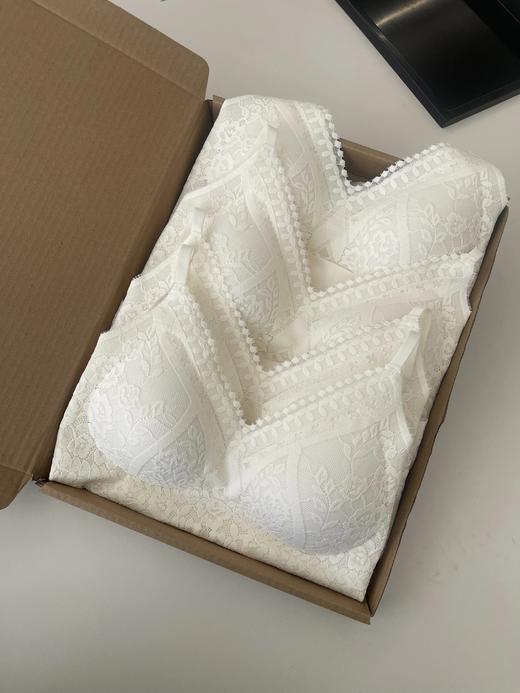 真的被惊艳到了！美哭😭【法式氛围感重工蕾丝吊带&背心】自带Bra 颜值在线！质感在线！ 不管是单穿！还是内搭穿！ 显得人立马有气质了！秒变财阀千金！ 商品图11
