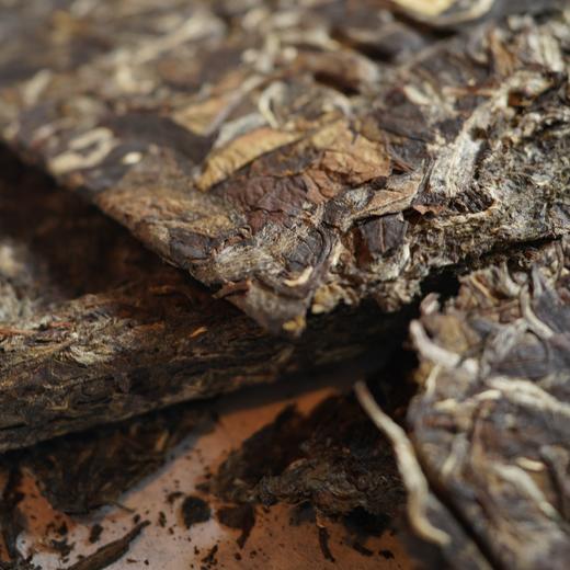 方守龙 2025年中国白茶山纪念茶砖 福鼎白茶[官方旗舰店正品直供] 商品图3