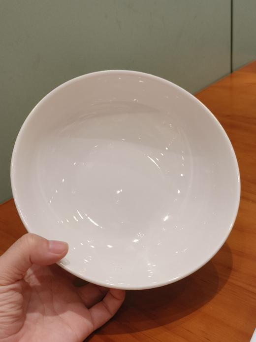 【多妈团购 梦境流光系列7英寸霜月深盘 共6个】釉下彩纯白陶瓷，复古高级，光滑易清洁 瓷质厚实，釉面细腻 螺纹设计，简约大气-金克丝 商品图2