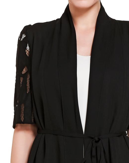 4894415338737    JOAN&DAVID 黑色俏丽蕾丝镂空中袖外套 商品图3