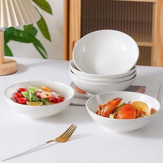 【多妈团购 梦境流光系列7英寸霜月深盘 共6个】釉下彩纯白陶瓷，复古高级，光滑易清洁 瓷质厚实，釉面细腻 螺纹设计，简约大气-金克丝 商品图1