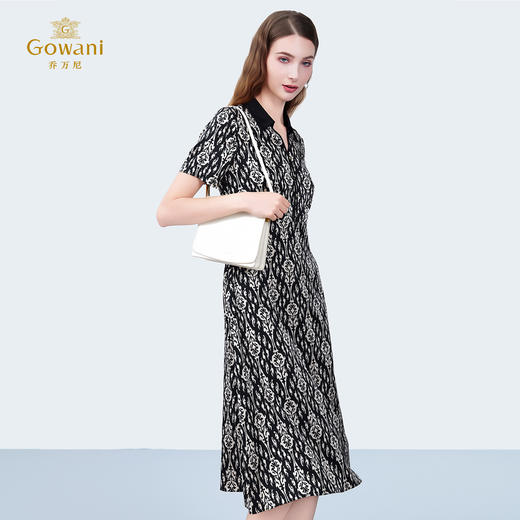 乔万尼新品法式小V领拼接领收腰印花中长款连衣裙ED2E452 商品图3