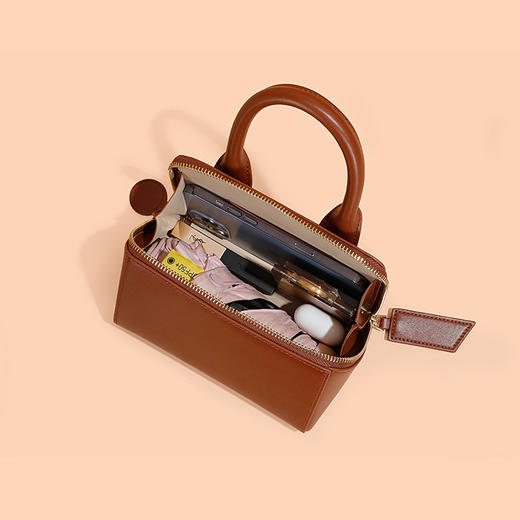 【预售3天】通勤斜挎包高级感手机包质感小众设计包TP2023001 商品图2