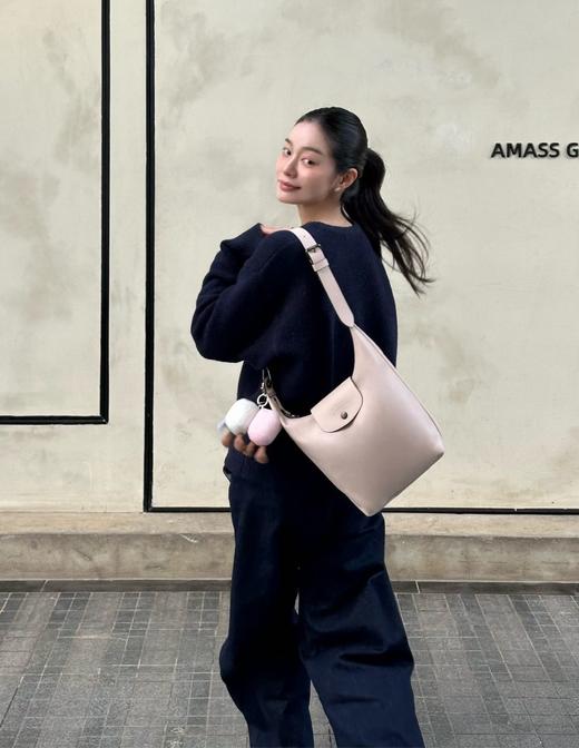 LC珑香 进口牛皮Le Pliage Xtra系列竖版hobo 单肩包手提包 特惠 Z-15403 商品图3