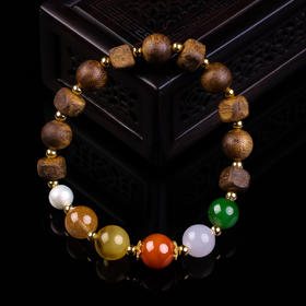 XY0365沉香+翡翠南红多宝手串