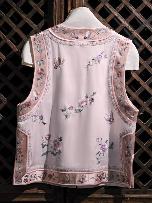 盛唐牡丹大师系列| 重缎手绣牡丹马甲 商品图3