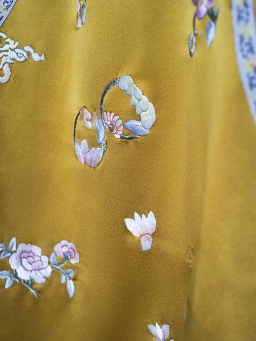 盛唐牡丹大师系列| 重工蹁跹蝶翼斜襟马甲-姜黄 商品图2