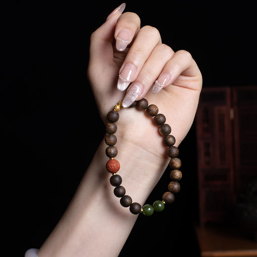 XY0371沉香+南红回纹珠碧玉手串 商品图6