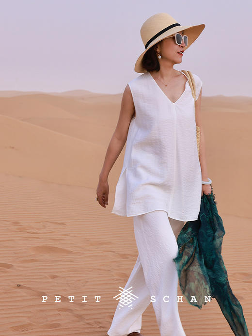 PETIT SCHAN小闪 CLO#826 the goddess of the Luo River 洛神 意大利粘纤混纺V领背心/斜裁直筒微喇长裤 商品图0