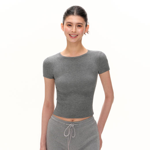 Ariseism  基础纯色圆领短款针织短袖T恤女夏季新款辣妹修身上衣 商品图0