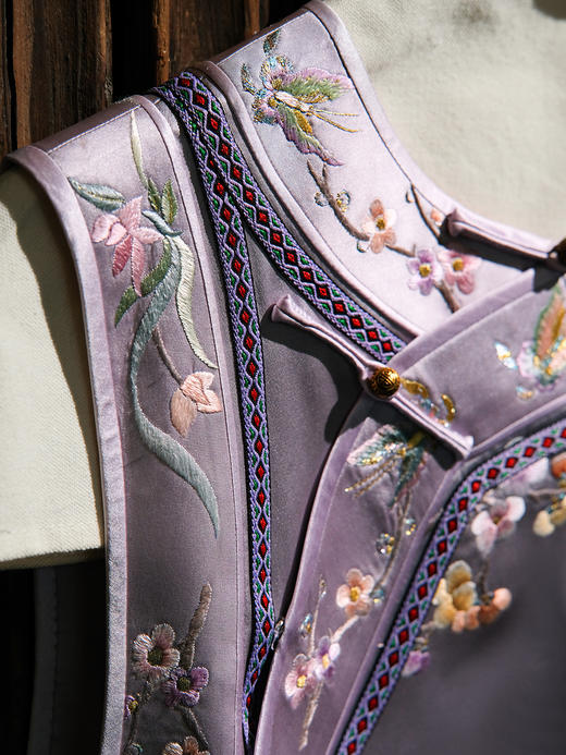 盛唐牡丹大师系列| 重工刺绣秋香马甲 商品图1