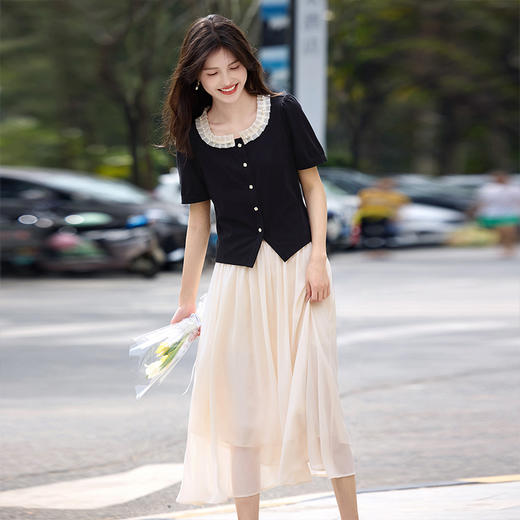 【周末秒杀】熙世界法式蕾丝花边拼接圆领T恤女短袖优雅黑色上衣2025夏季新款 商品图3