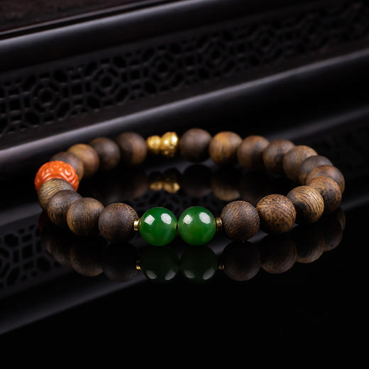 XY0371沉香+南红回纹珠碧玉手串 商品图2