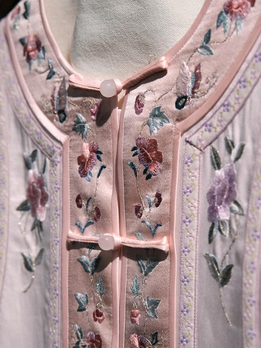 盛唐牡丹大师系列| 重缎手绣牡丹马甲 商品图1