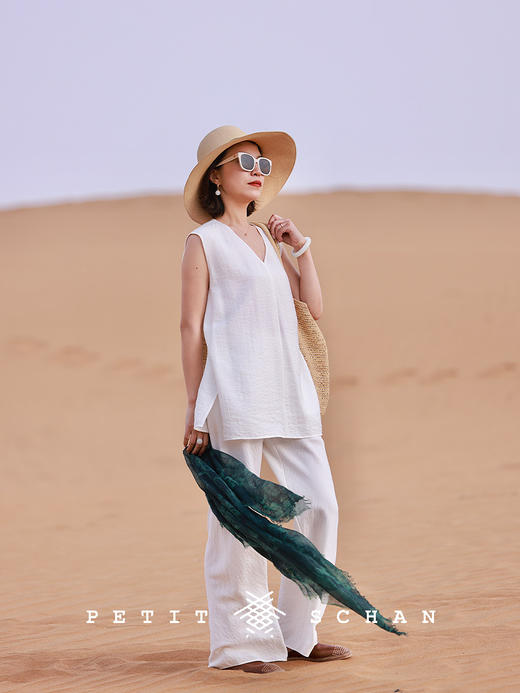PETIT SCHAN小闪 CLO#826 the goddess of the Luo River 洛神 意大利粘纤混纺V领背心/斜裁直筒微喇长裤 商品图2