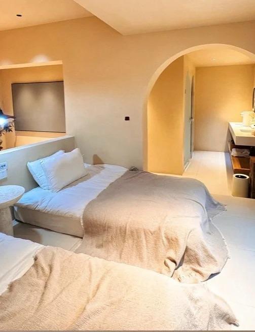 楠溪江丨永嘉青野·栖迟PCDC环山溯溪美宿丨单间/loft2房别墅包栋 商品图1