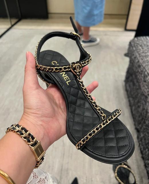 香奶奶新款链条小羊皮方跟凉鞋 商品图11