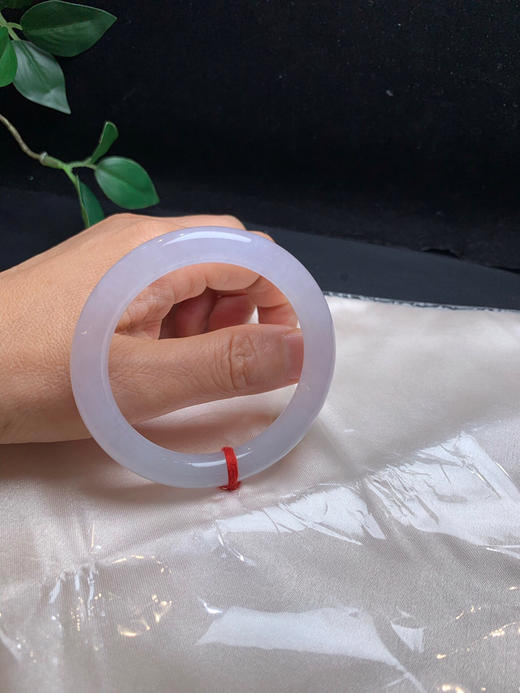 620079，53冰紫底细圆条，冰冰纯纯的，整圈带淡淡的紫底，干净冰透 商品图5