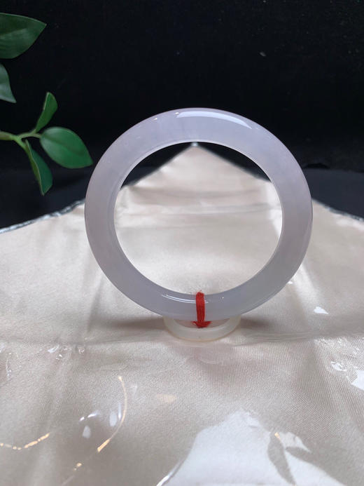 620079，53冰紫底细圆条，冰冰纯纯的，整圈带淡淡的紫底，干净冰透 商品图2