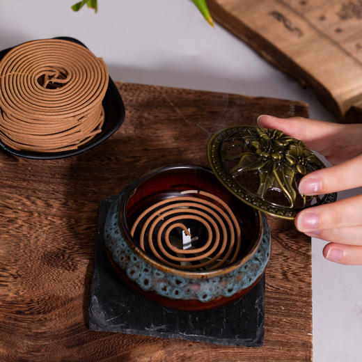 热卖！超值3盒装！送香炉！再送精油！润百艾 陈艾盘香 驱蚊 净化空气 家中必备 3款香型可选（香炉 精油款式随机发） 商品图9