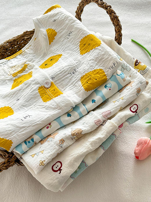 【萌宝夏日居家服🌈】清凉舒适的卡通云朵睡衣套装💖 宝宝爱穿，妈妈放心！儿童夏季家居服套装 女童卡通云朵棉睡衣 男宝宝短袖短裤印花空调服 商品图3