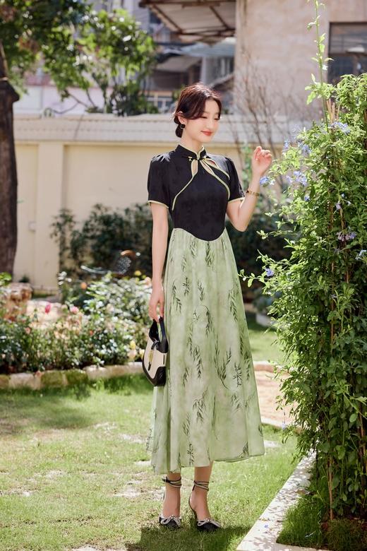 Le Malene 新中式旗袍领镂空拼接式连衣裙 20261 商品图4