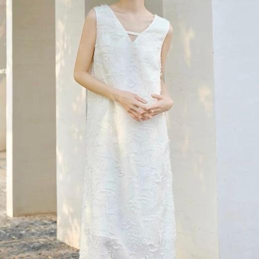 月光女神剪花高奢连衣裙C1225045（下单3-7天发货） 商品图2