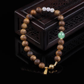 XY0368沉香+翡翠招财纳福手串