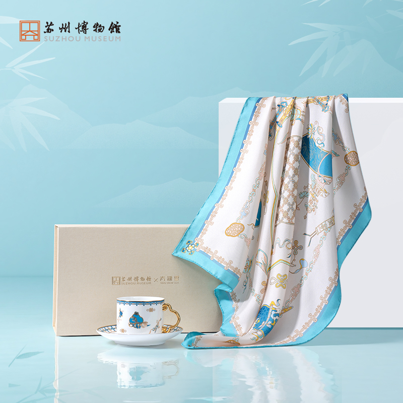 苏州博物馆 瑞锦仙踪/丝巾骨瓷杯礼盒延年益寿幸福安康100%桑蚕丝轻薄透气配拎袋套装送礼