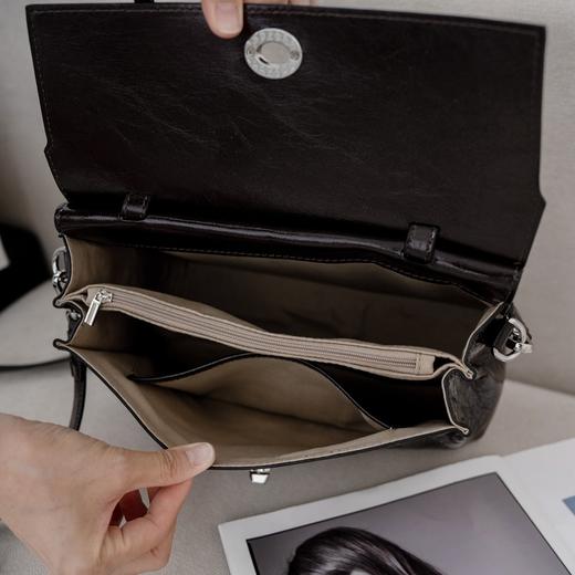 【预售3天】时尚女士复古邮差包跨境女包单肩包头层爆裂纹皮斜挎包6012AL-(货号:PASTE) 商品图3